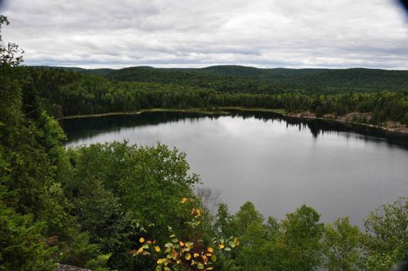 Lac Solitaire, no Parc National de La Mauricie, província de Quebec, no Canadá